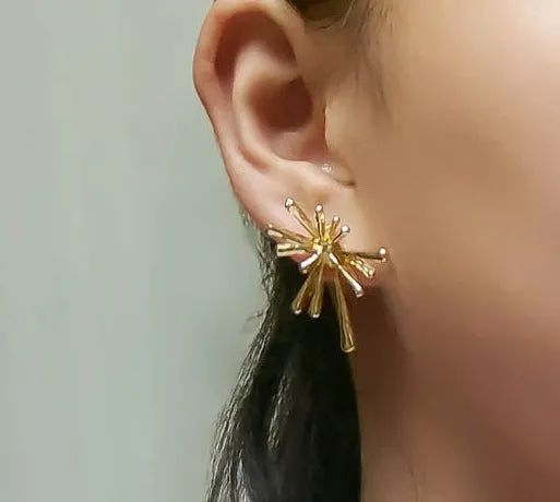 Bold Starburst Gold Earrings jlt11579