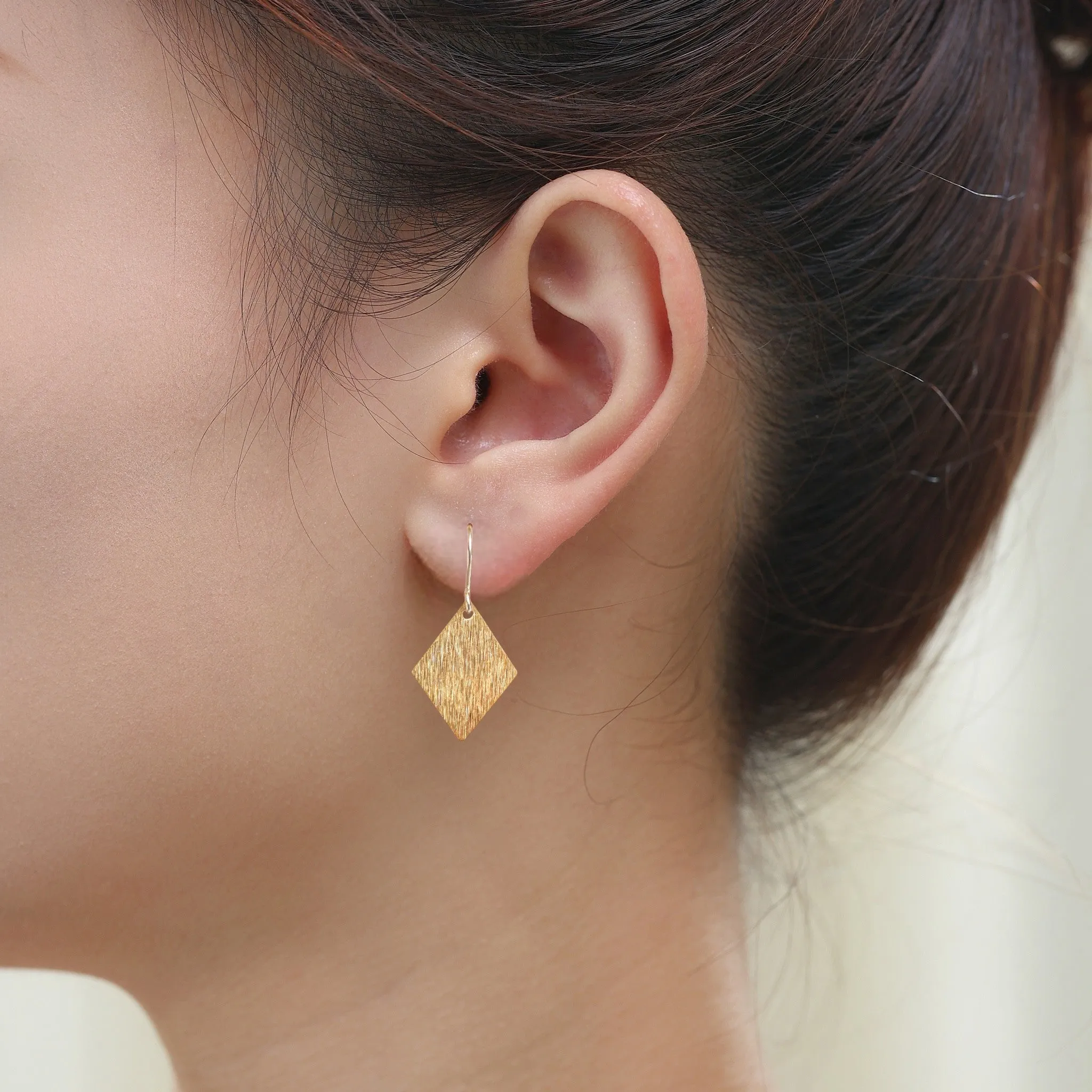 Brushed Rhombus Golden Earrings