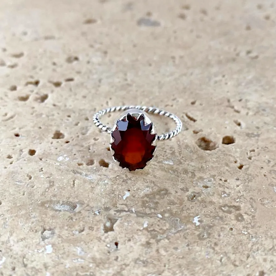 Garnet Ring - Melita