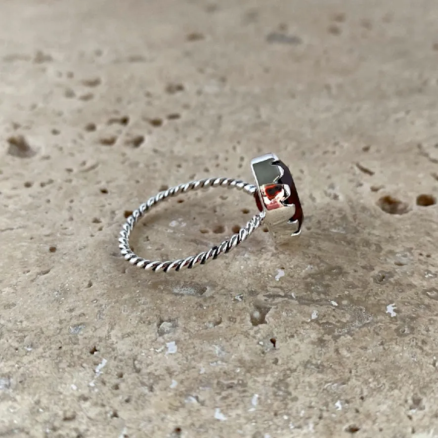 Garnet Ring - Melita