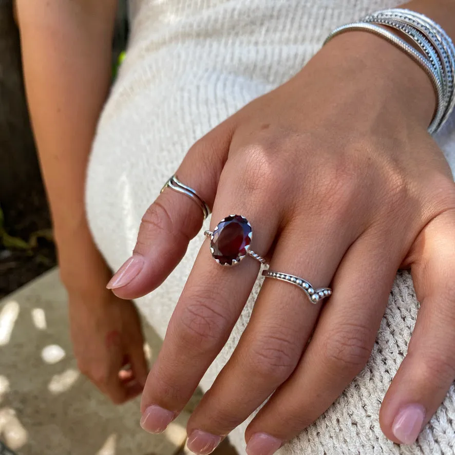 Garnet Ring - Melita