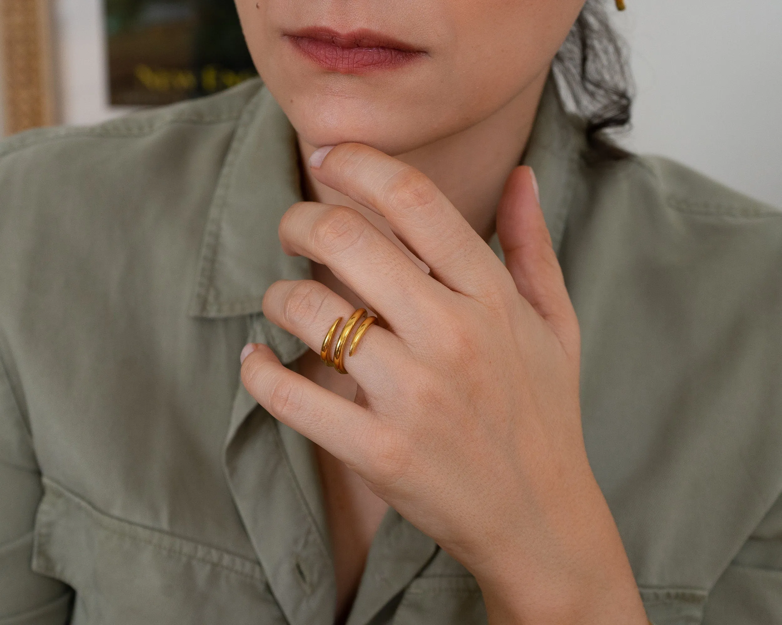 Gold Twisted Band Ring