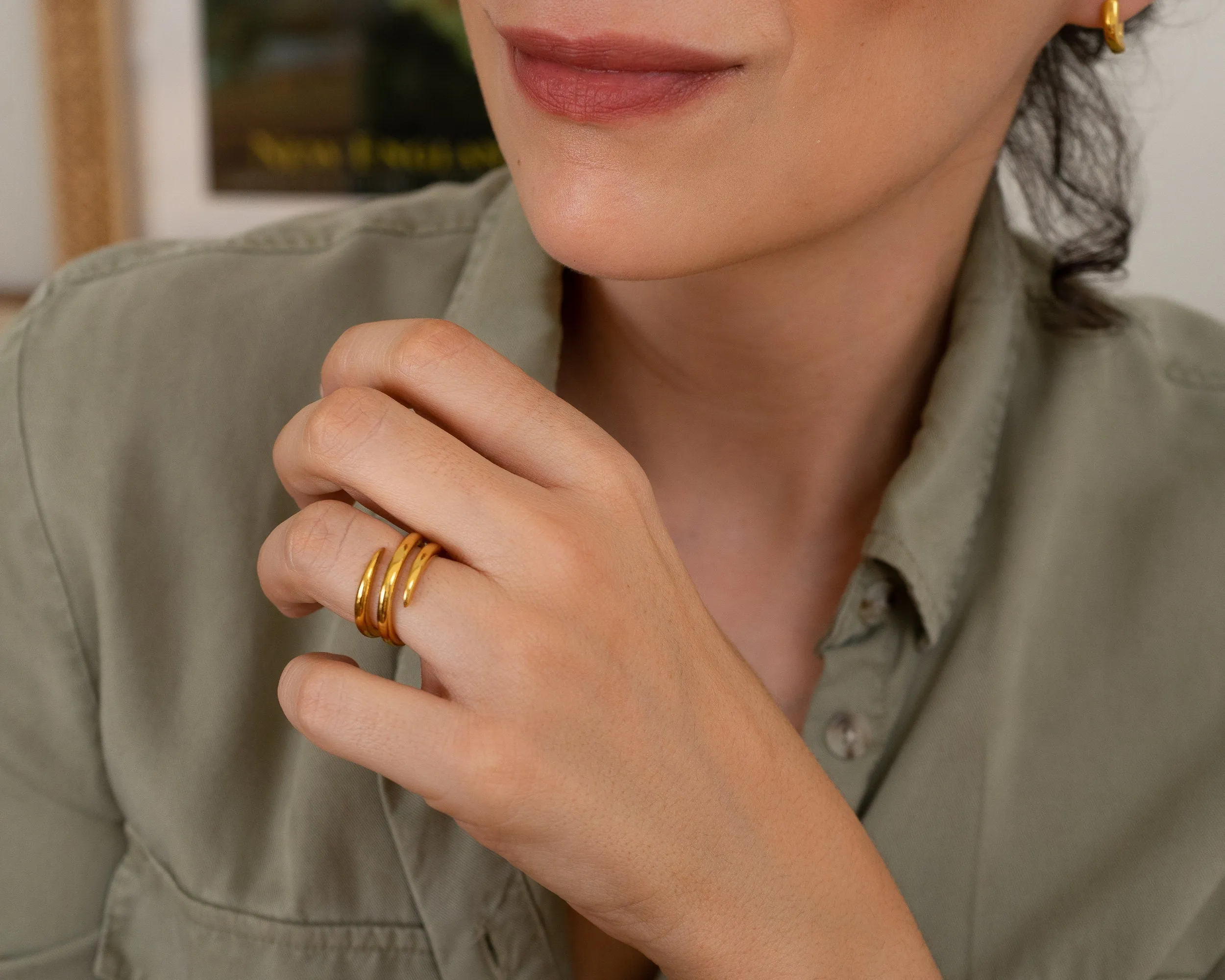 Gold Twisted Band Ring