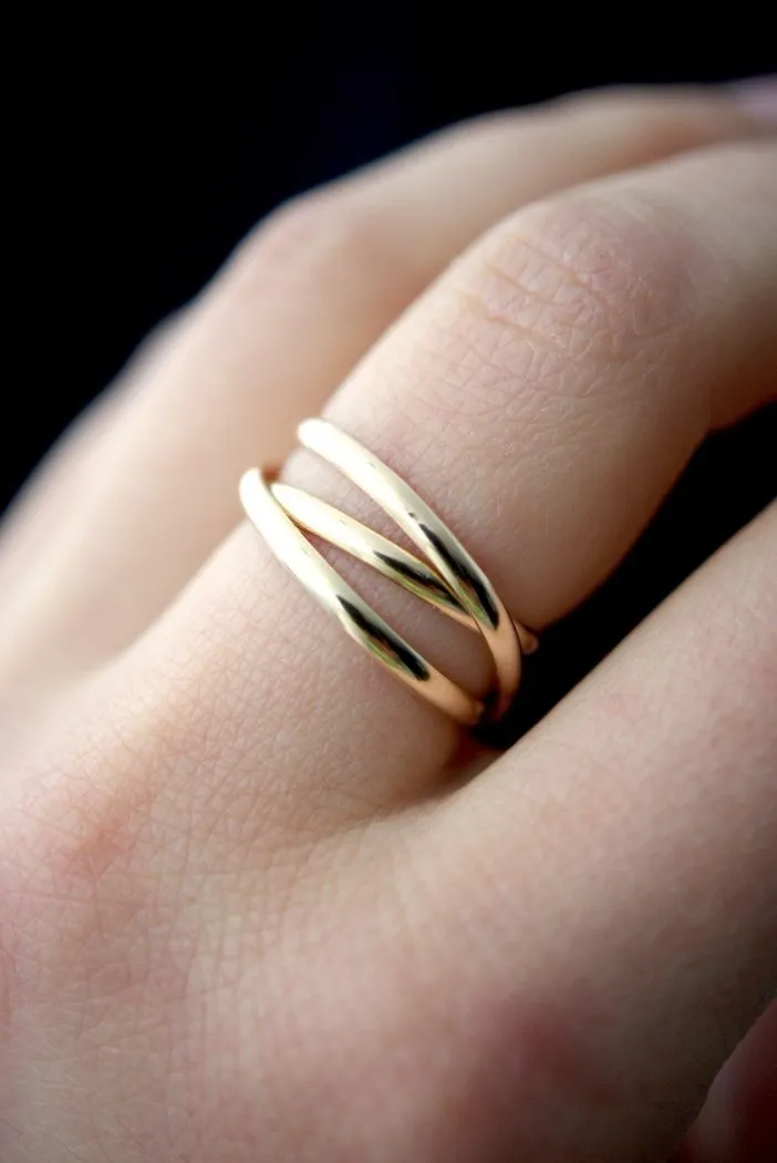 INFINITY SPIRAL RING