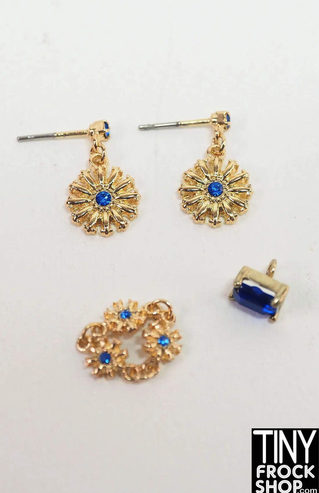 Integrity Le Chic Poppy Ginger Blue and  Gold Jewelry Set