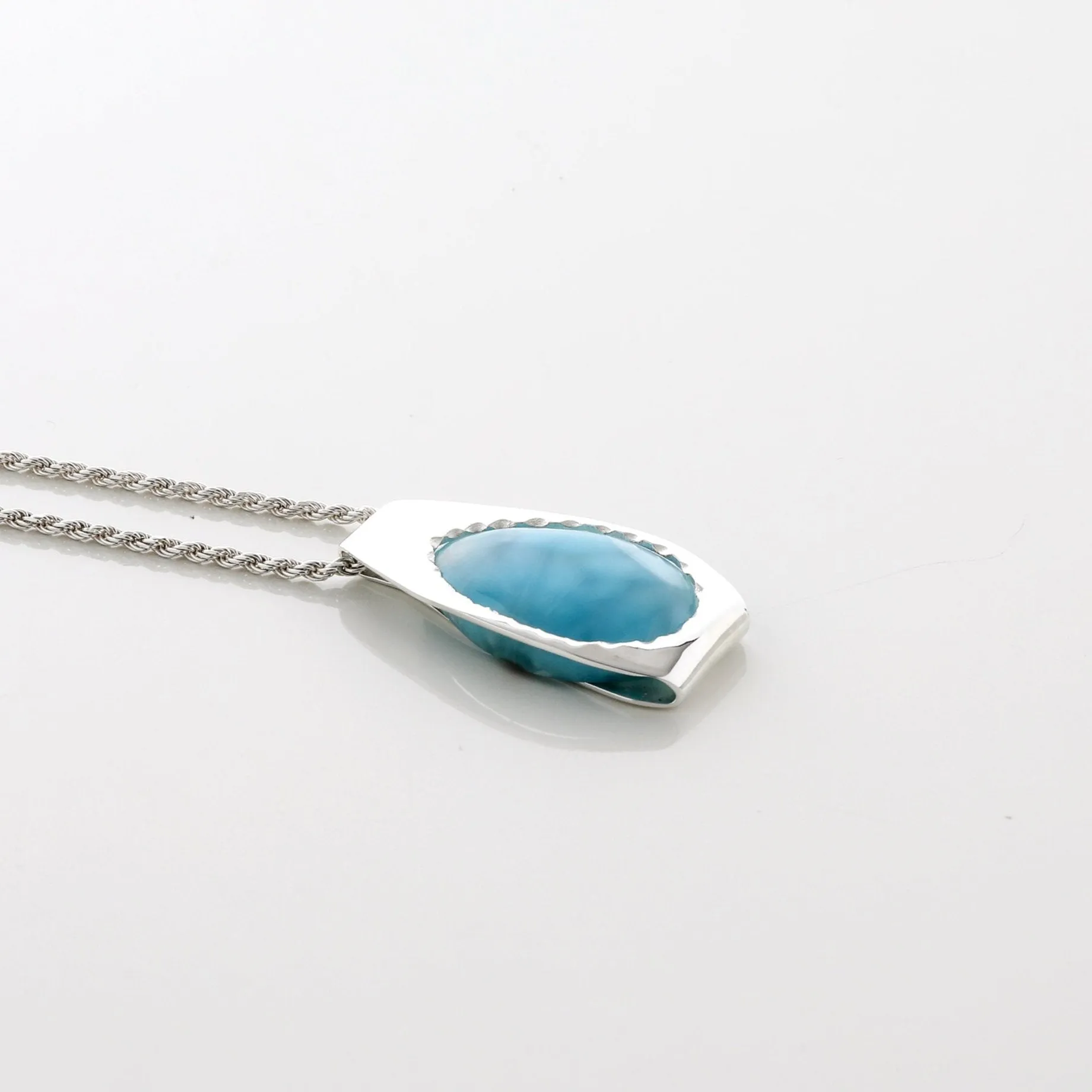 Larimar Pendant Pearlwood