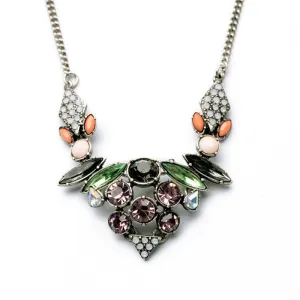 New Styles Statement Vintage Pink Resin Elegant Pendant Short Necklace For Women