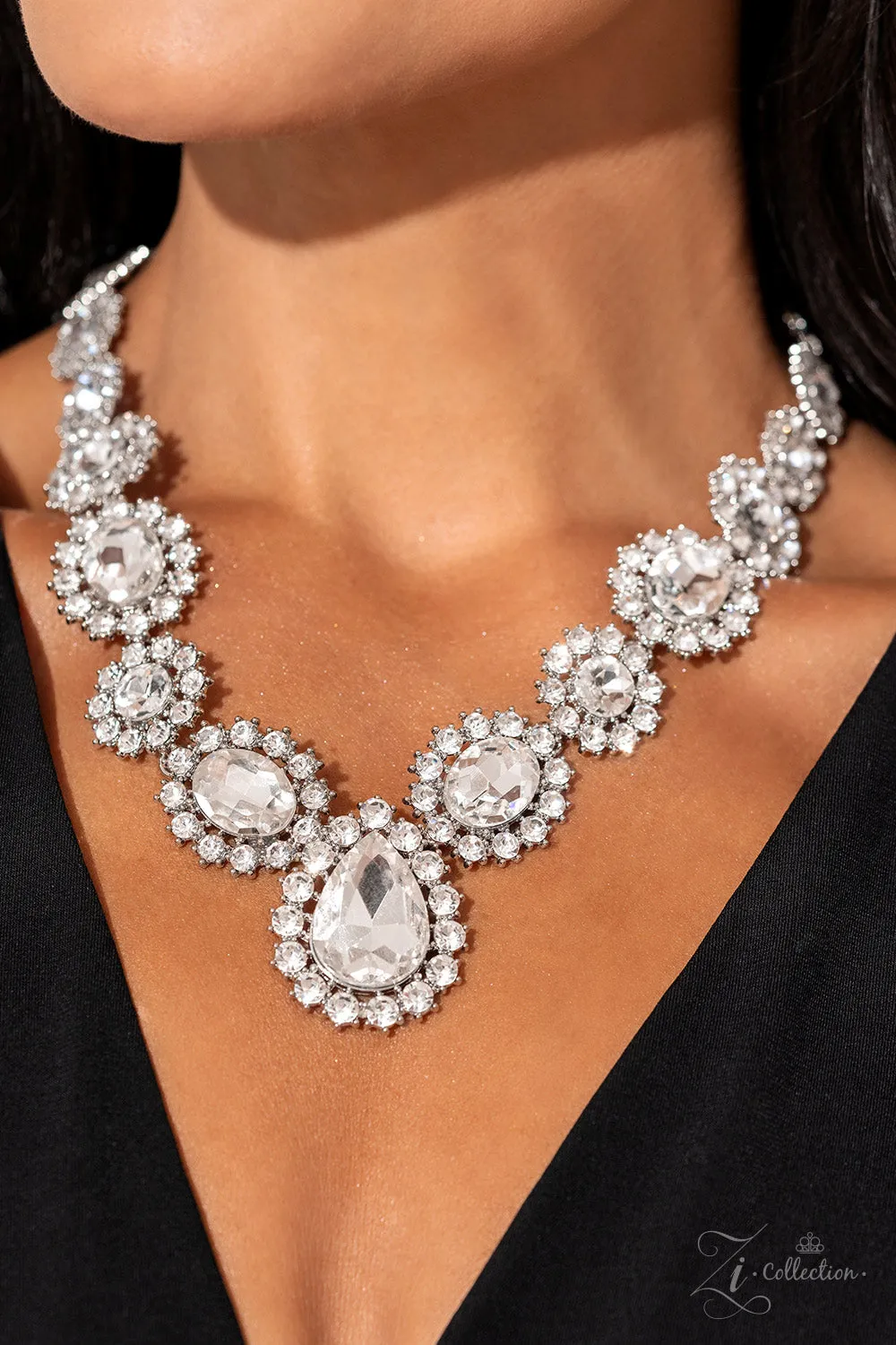 Paparazzi Everlasting - 2023 White Zi Collection Necklace Set