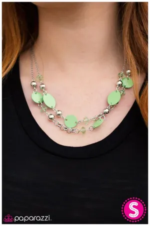 Paparazzi Necklace ~ Bon Adventure! - Green