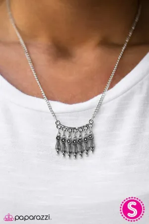 Paparazzi Necklace ~ Little Oasis - Silver