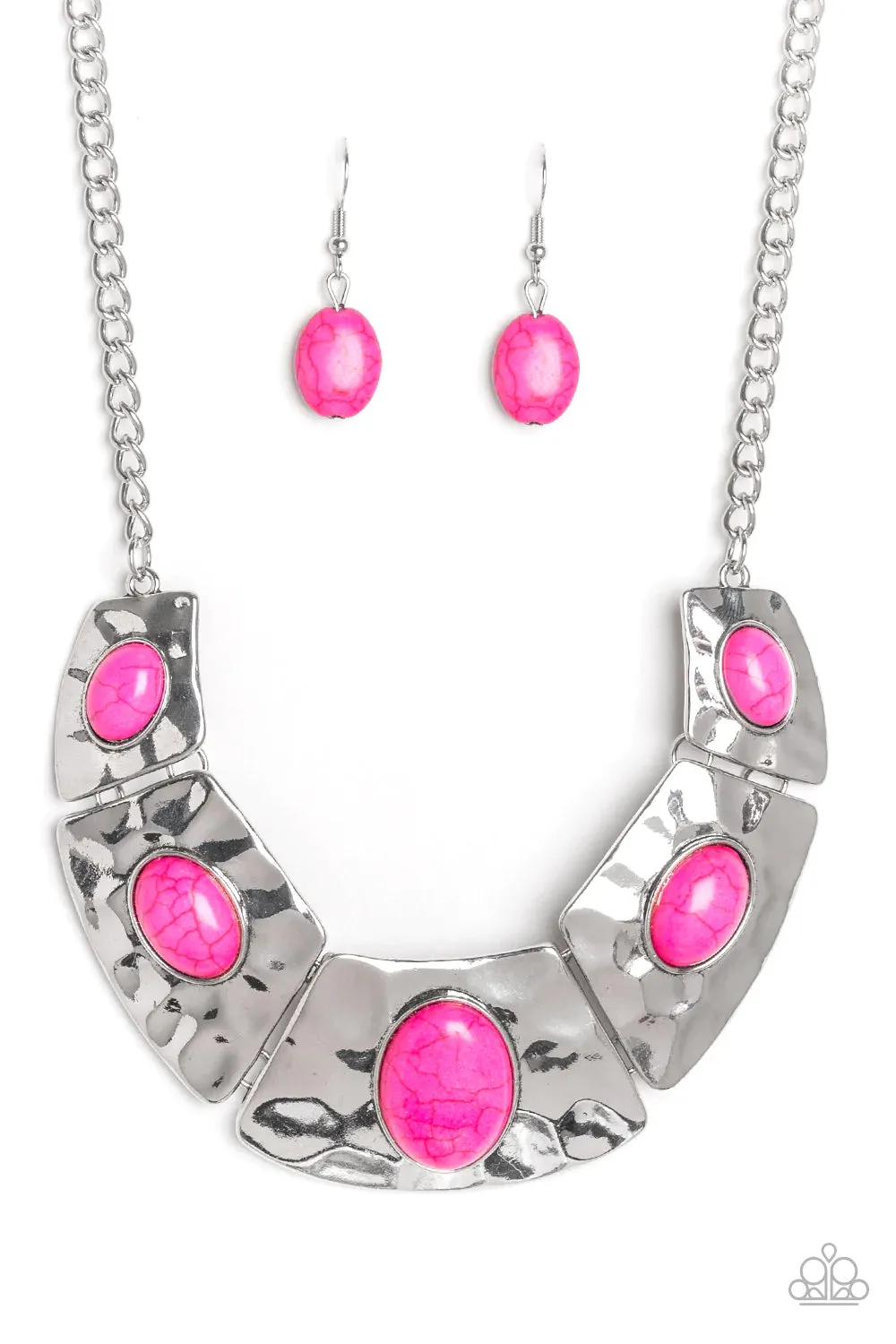 Paparazzi Necklace ~ RULER In Favor - Pink