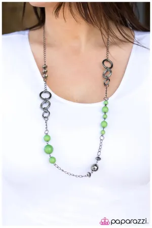 Paparazzi Necklace ~ That Thing You Do - Green