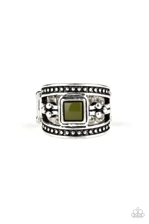 Paparazzi Ring ~ Vivid View - Green