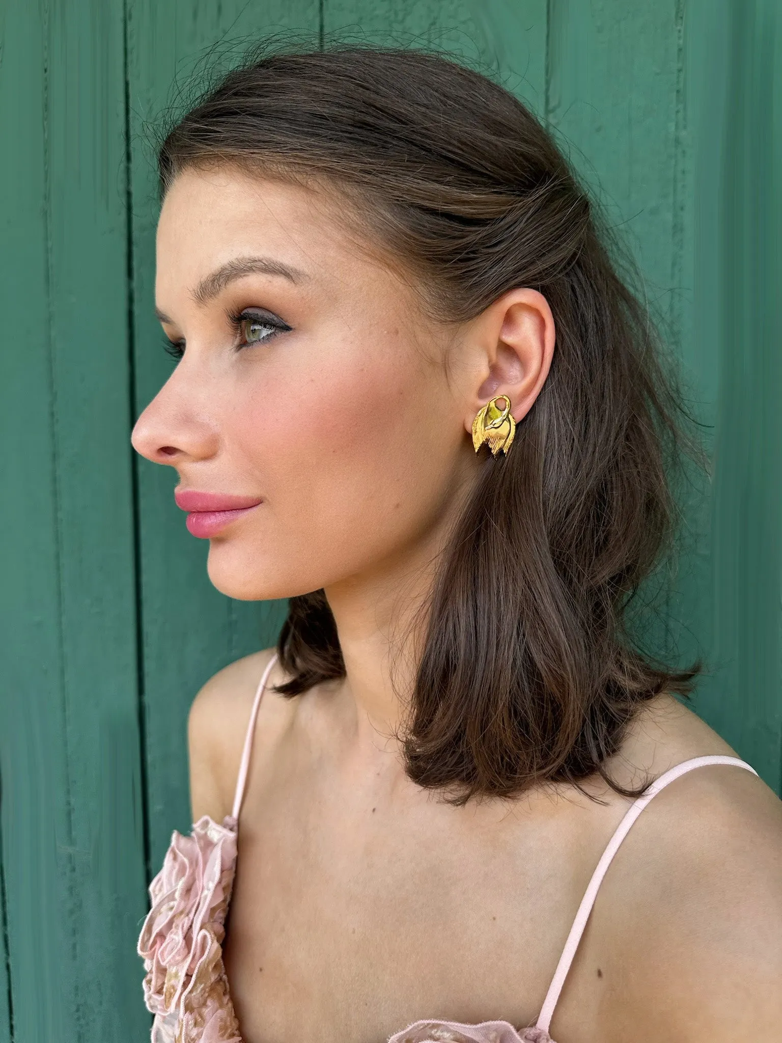 *PRE-ORDER* CYGNET STUD EARRINGS