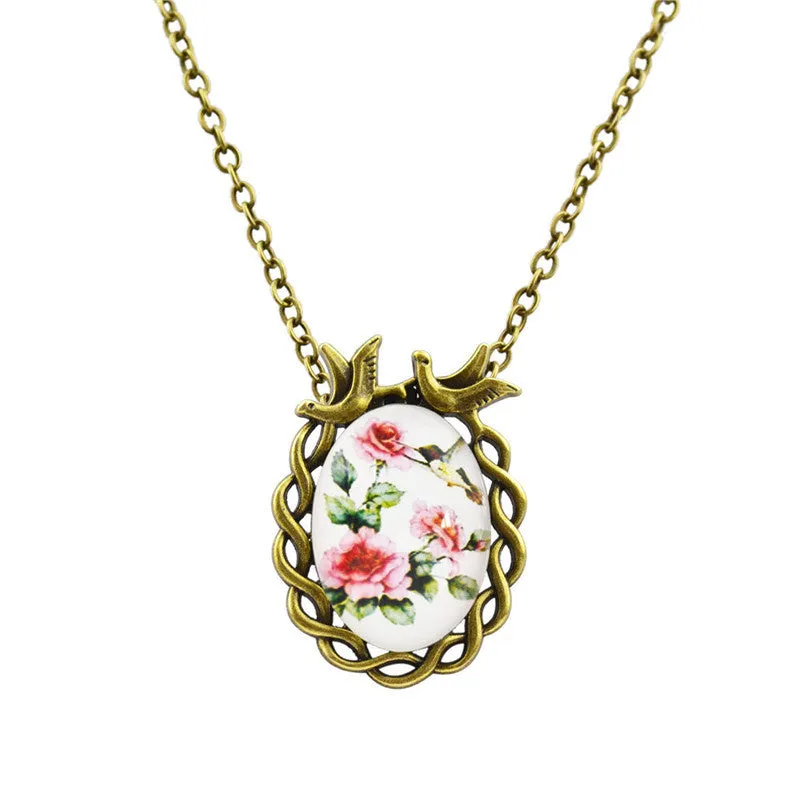 Summer Style Jewelry Vintage Antique Bronze Oval Flower Bird Alloy Pendant Necklace Glass Cabochon Statement Necklace for Women