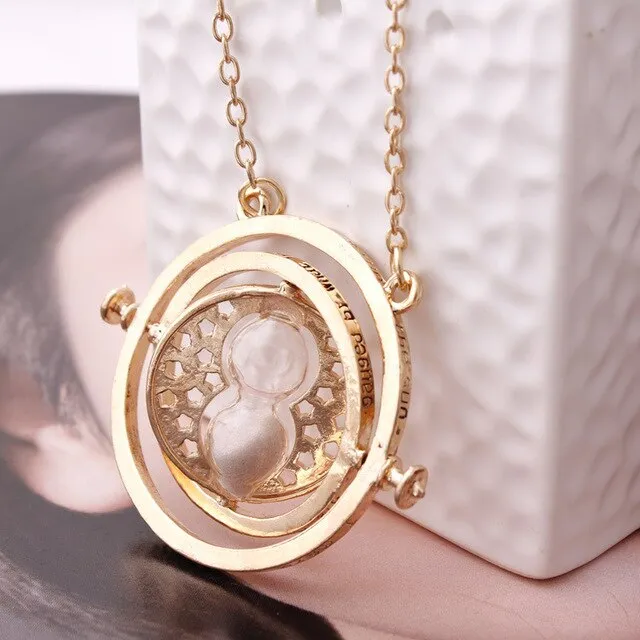 Vicney Time Converter Hourglass Pendant Necklace Vintage Creative 360 Degree Rotatable Chains Necklace For Women Jewelry