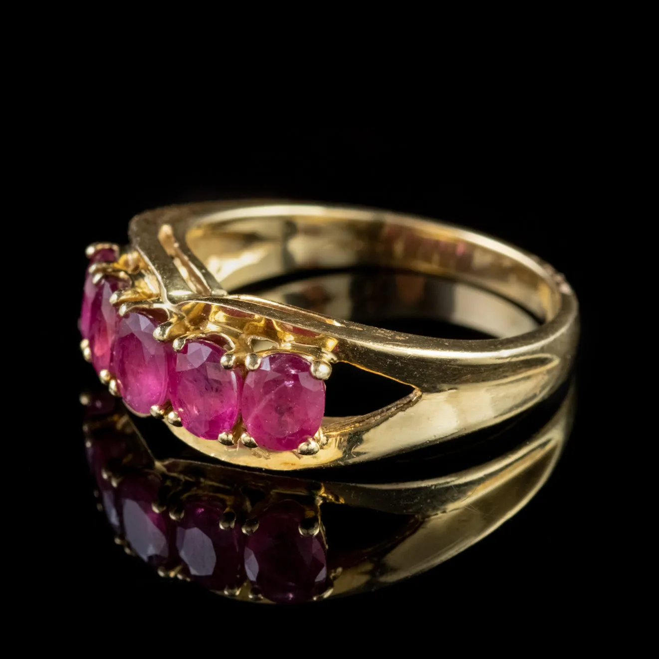 Vintage Ruby Ring 14Ct Yellow Gold 1.25Ct Of Ruby